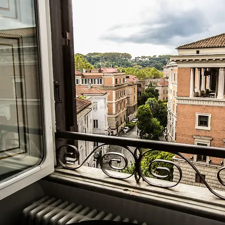 Jb 릴레 럭셔리 로마