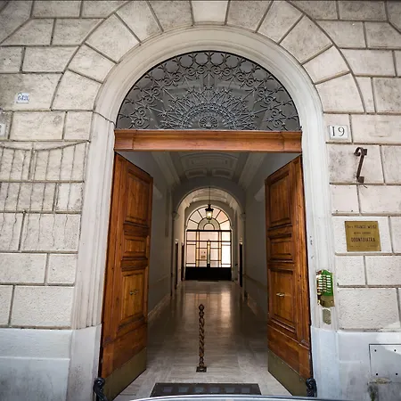 Jb 릴레 럭셔리 4*