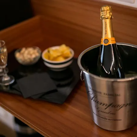Jb Relais Luxury Nocleg ze śniadaniem 3*
